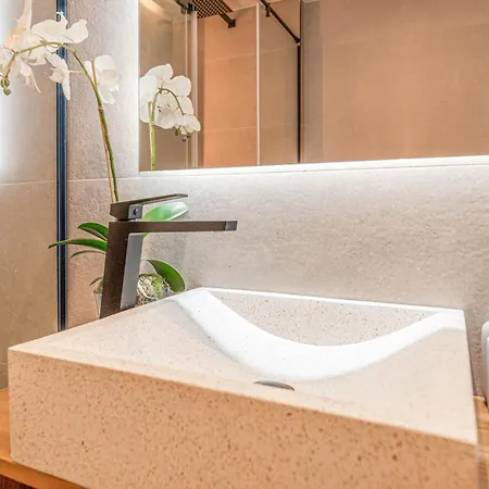 Daire Modern & New Walk To Puerto Banus Marbella