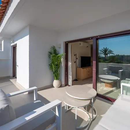 Modern & New Walk To Puerto Banus Daire Marbella