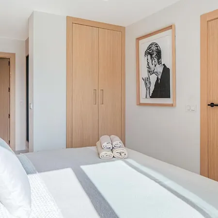 Modern & New Walk To Puerto Banus Daire *