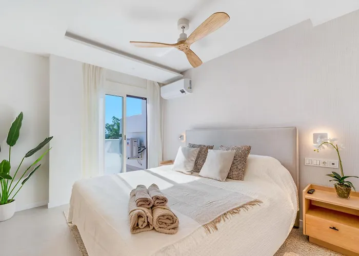 Apartment Modern & New Walk To Puerto Banus Marbella