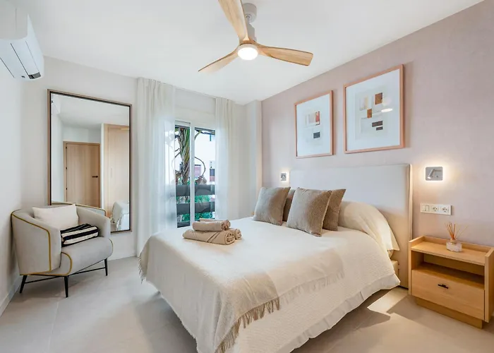 Modern & New Walk To Puerto Banus Apartment Marbella